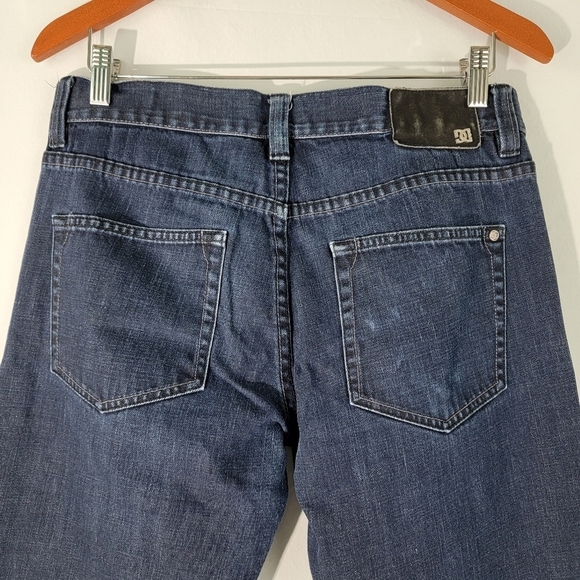 DC Straight Resin II Men's Jeans Sz 32X32 Medium Wash Button Fly Skateboard - Picture 7 of 12